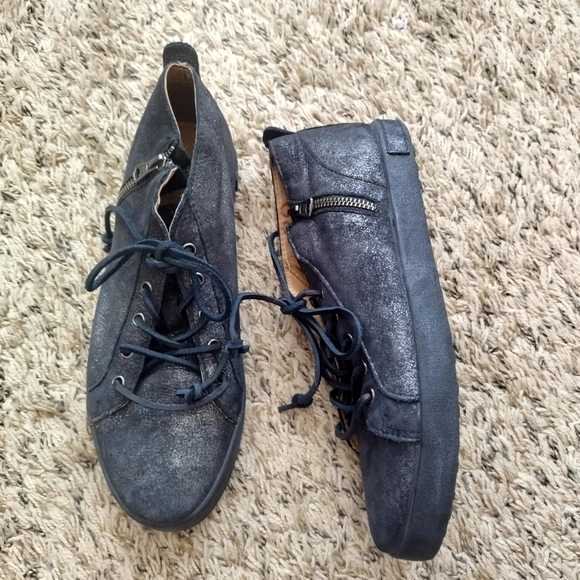 BLACKSTONE USA JL17 sneakers in metallic black sz 39/9 - Picture 1 of 10